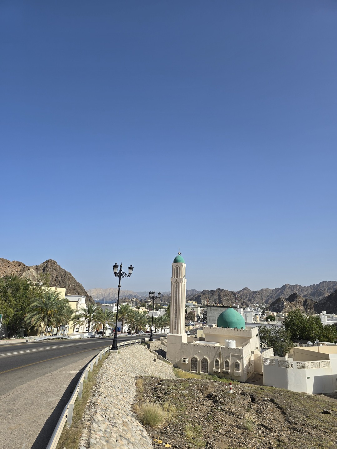 Отличные локации и рассказ Амаль!