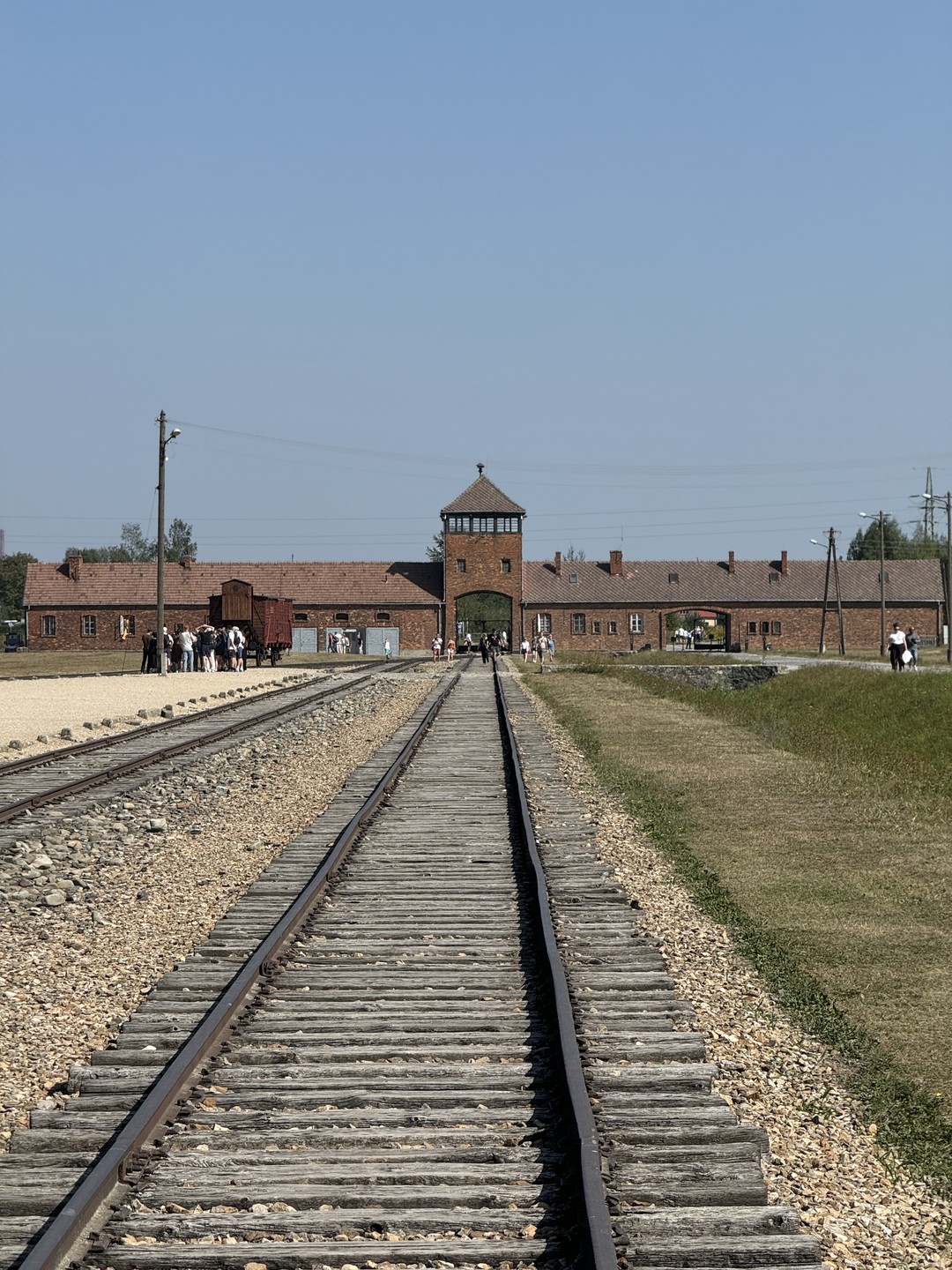 Очень хорошая экскурсия в таком тяжелом месте. Большое спасибо организаторам и персонально Юстине