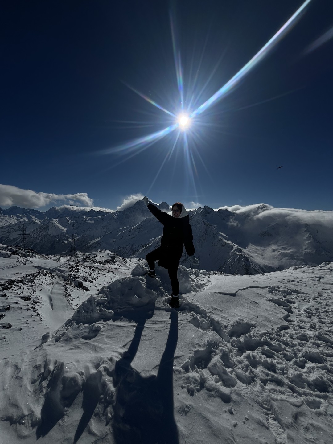 26.01.26 весь день гид Владимир показывал нам красоты Приэльбрусья! Это было восхитительно, не просто смотреть, но
