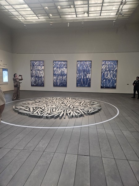 Большое спасибо за отличную экскурсию в Абу-Даби! Доехали с комфортом, Азиз - отличный рассказчик, было очень интересно