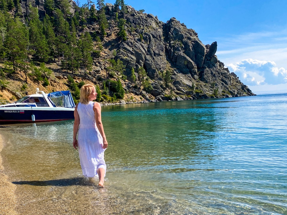 Путешествие по Байкалу на яхте с обрядами, мастер-классами и рыбалкой