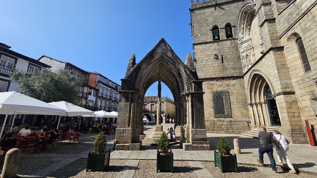 Гид от Б-га. Мы много путешествуем, всегда берем гидов. Но чтобы прийти в восторг после первого