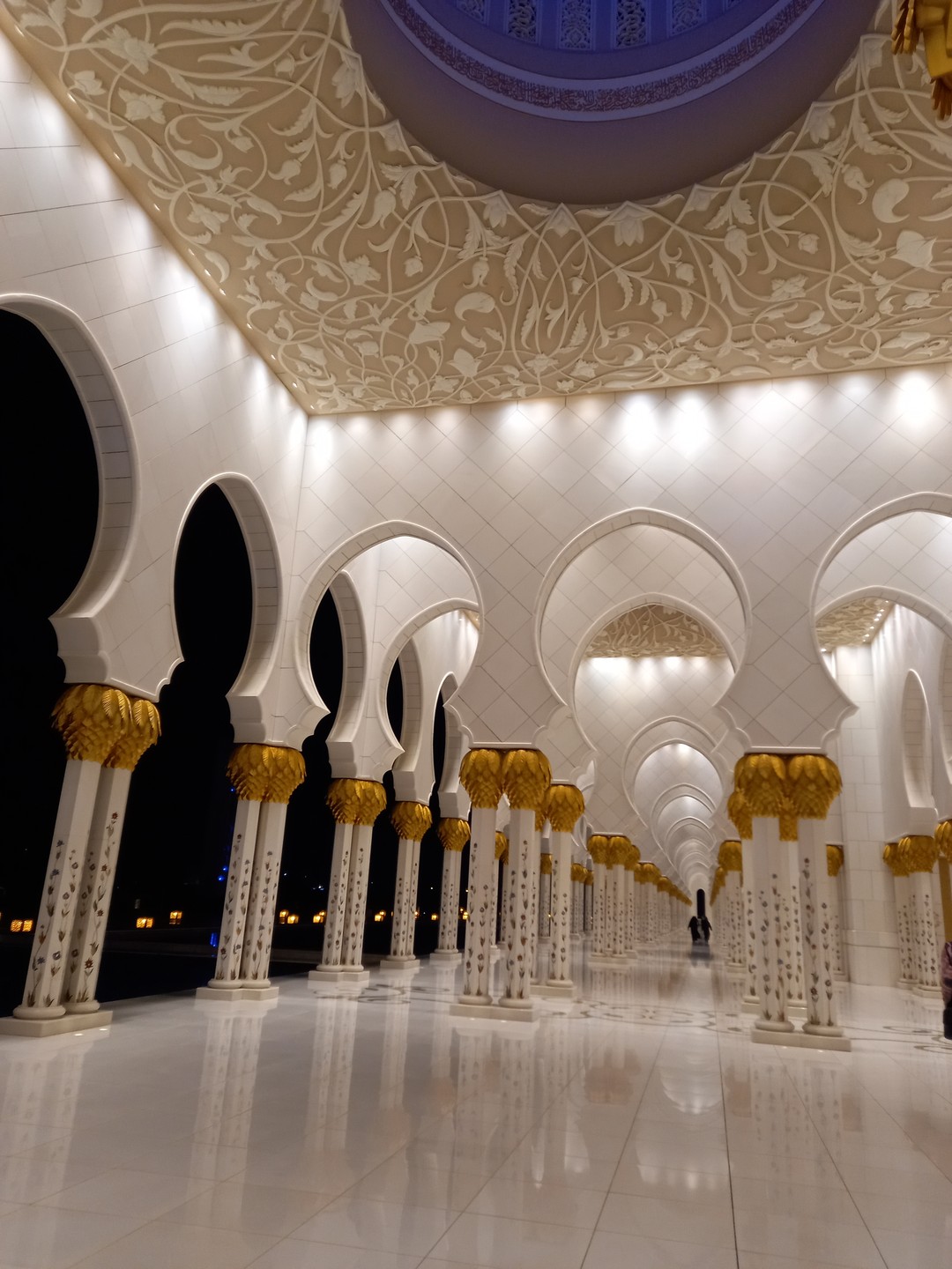 Все грани Абу-Даби (Янна)