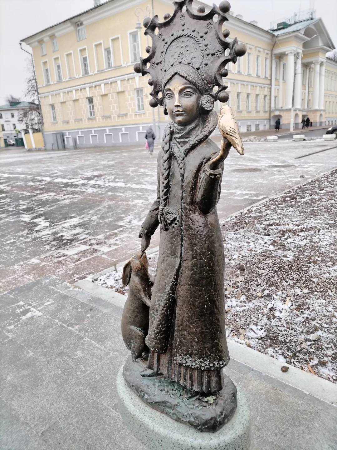 Шикарная экскурсия. Мне очень понравилась экскурсовод Татьяна. На улице было холодно, но мне очень хотелось узнать