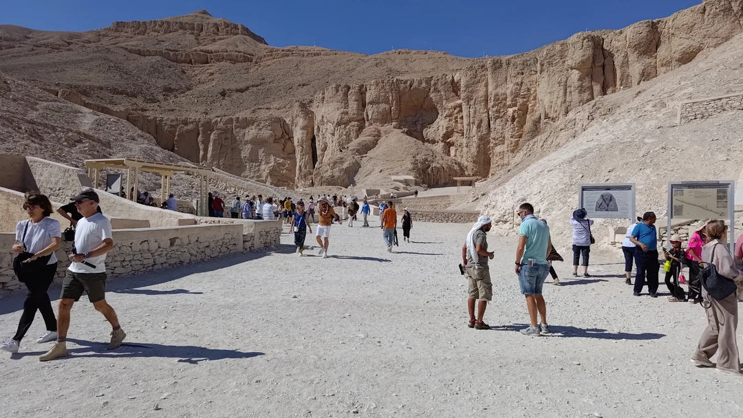 Мухамед. Хотим Вас поблагодарить за удачный подбор гидов