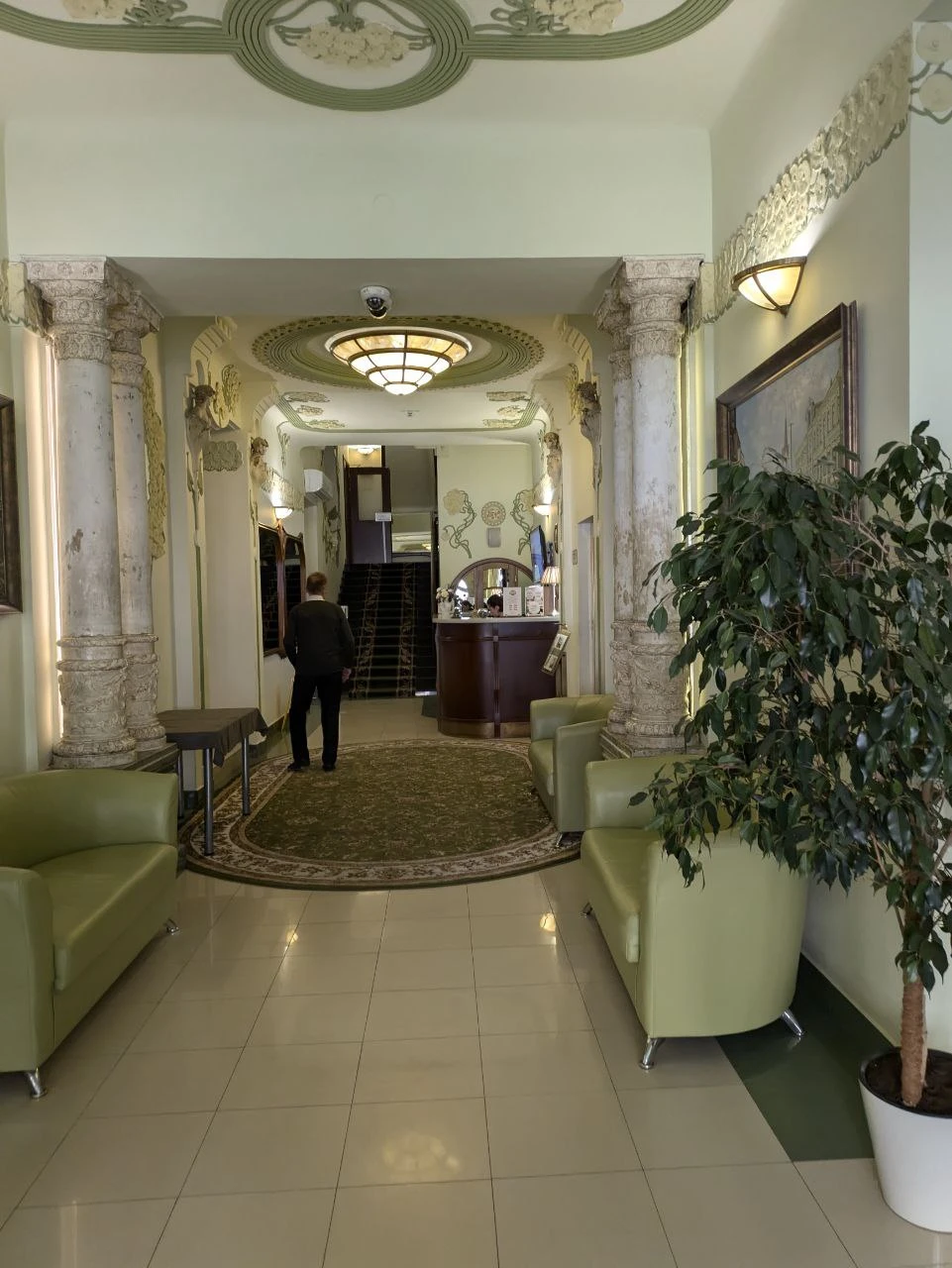 Прекрасная прогулка по центру Самары в компании с великолепным гидом. Всё доходчиво, с интересом и любовью