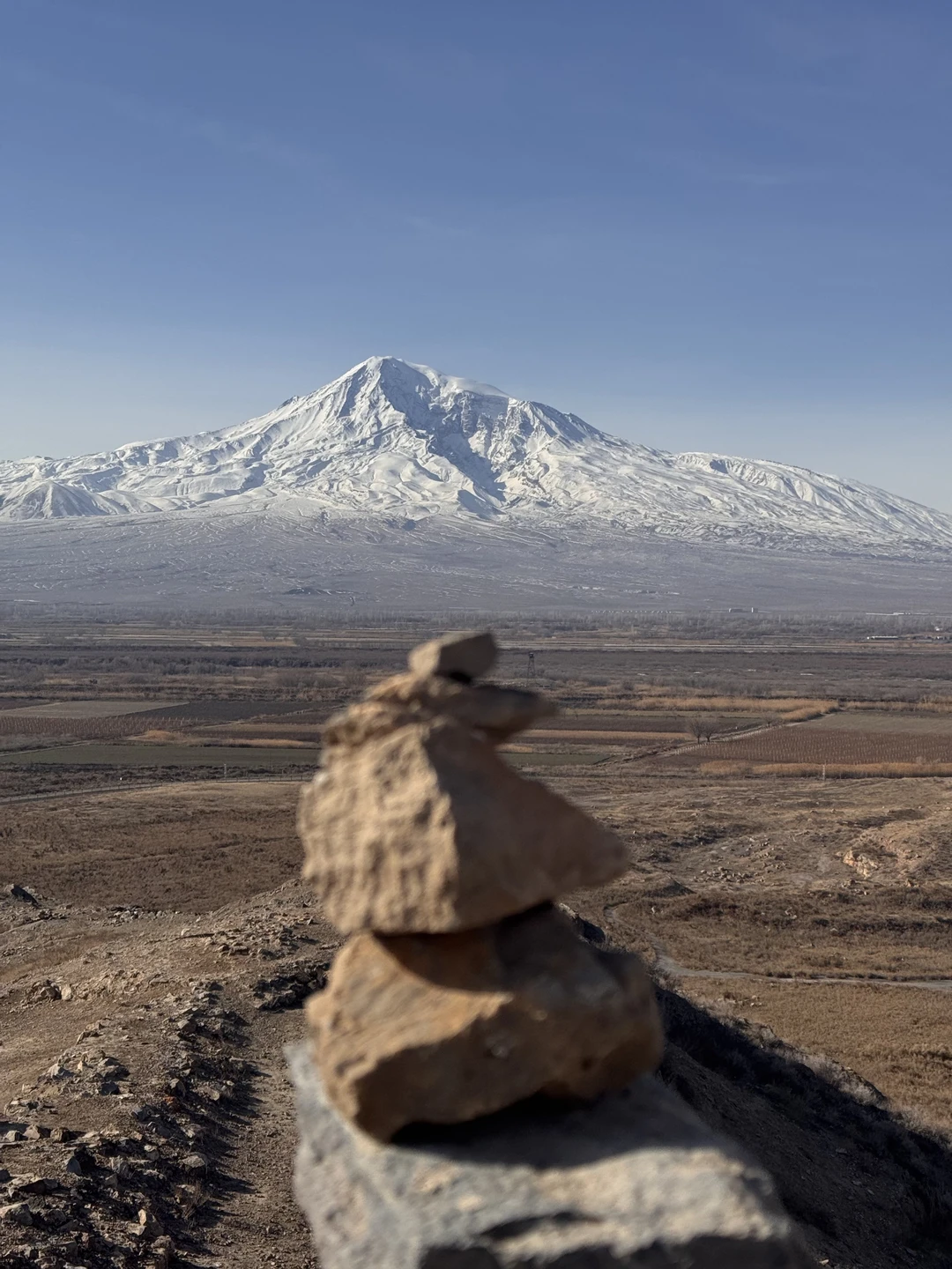 Совсем недавно мы с подругой вернулись из потрясающего путешествия по Армении и спешим поделиться своими впечатлениями