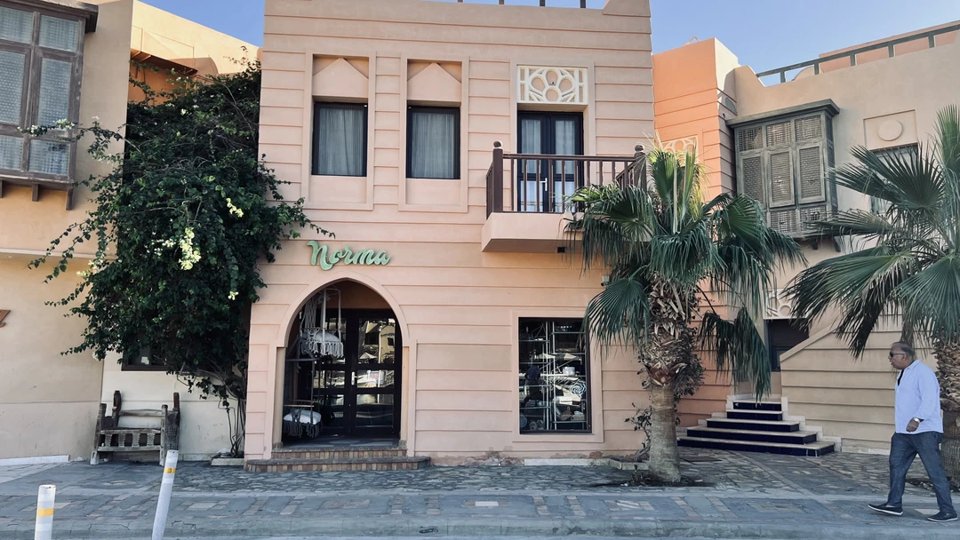 Добрый день. Благодарим Екатерину и Вайля за проведение индивидуальной экскурсии. Экскурсия организована качественно и безопасно от