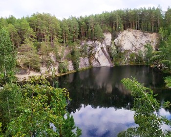 Сысерть: спектакль в доме-музее Паши Бажова, отдых у Талькова Камня