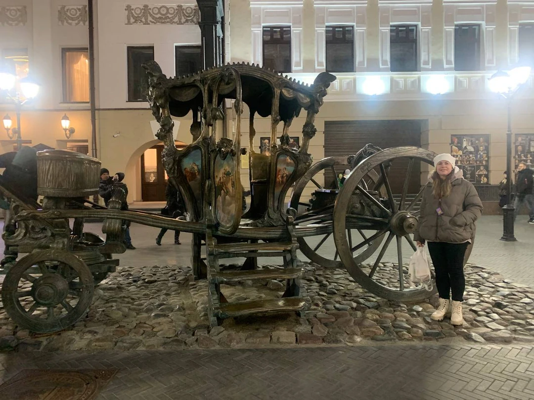 Мы с сестрой прилетели из Республики Бурятии города Улан-Удэ