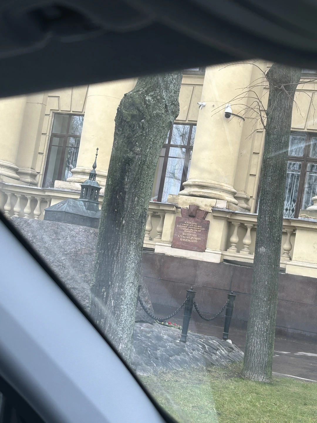 Благодарим Александра за профессионализм,а главное за любовь к родному городу,его истории и людям🤍это было лаконичное общение