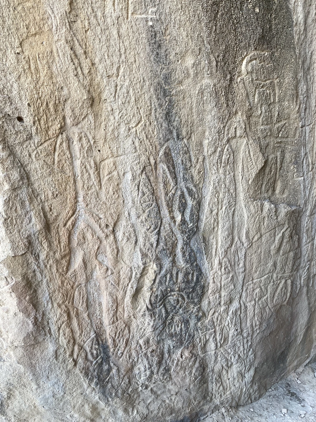 Доисторический Азербайджан: Гобустан, Атешгях и Янардаг (Надежда)