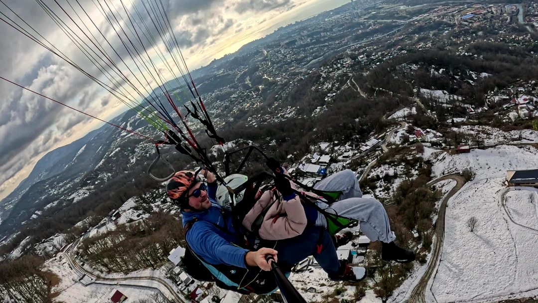 Добрый день, хочу поблагодарить ребят за замечательный полет. Марк не подталкивал меня к брони, пока не