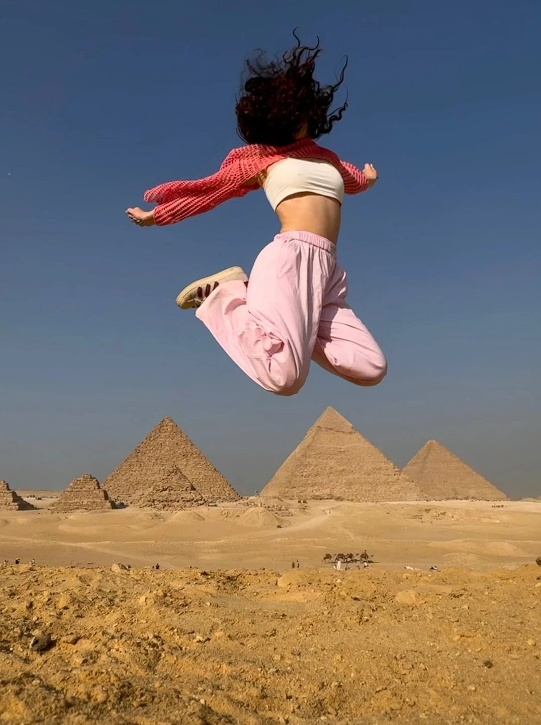 Экскурсия понравилась, гид был очень хороший, видно что рассказывает с любовью и знает и любит то