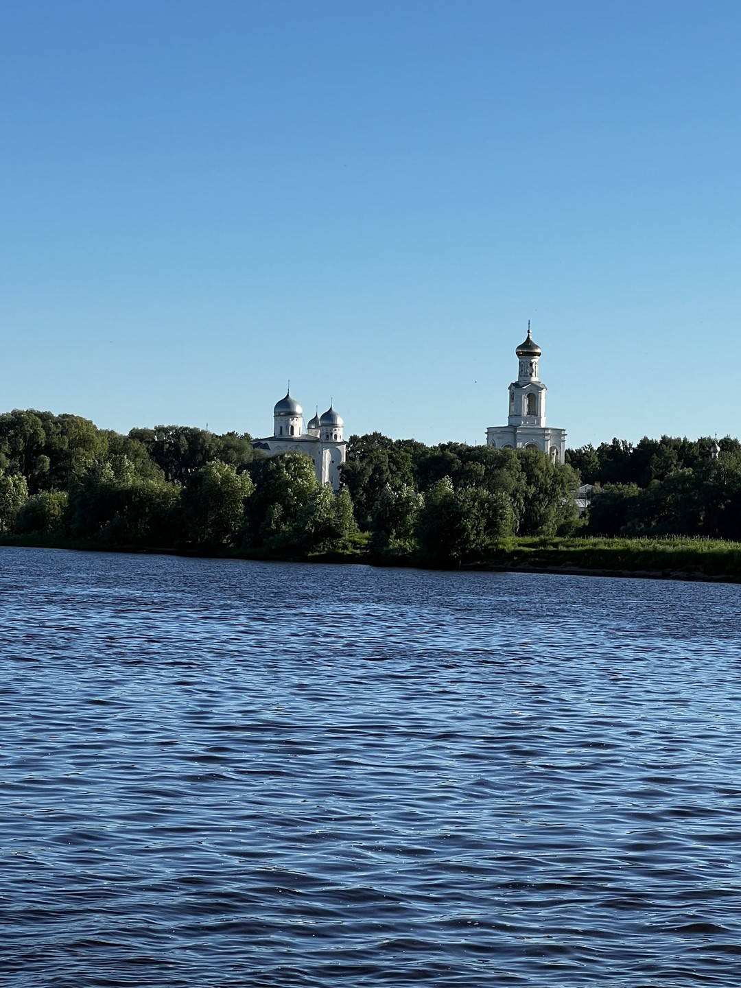 Прогулка на катере по Волхову к озеру Ильмень (Ирина)
