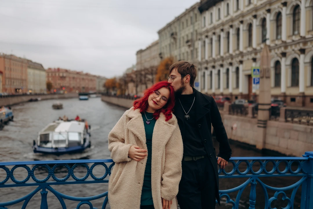 Фотосессия на питерских улочках и крыше (Лиана)