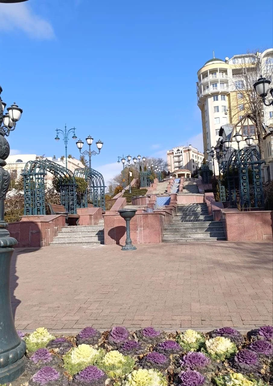 Город достаточно интересный, очень красивый центр, прекрасный парк, замечательная архитектура. Познавательная информация об истории города