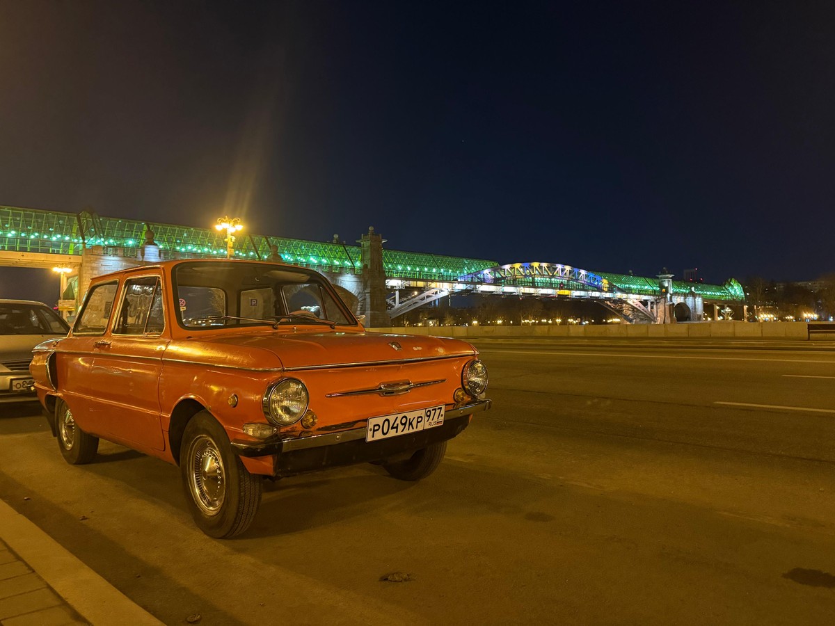 Фото Москва винтажная: автопрогулка на «Запорожце»