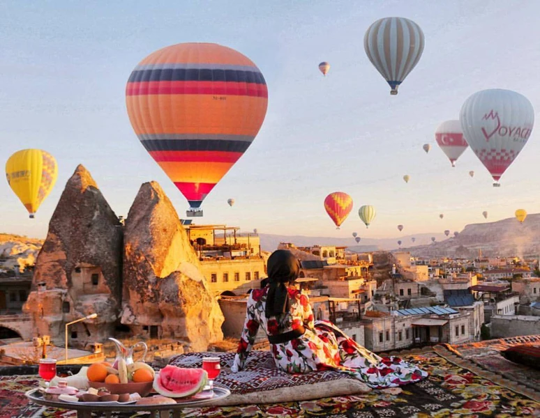 Из Антальи в Каппадокию на 2 дня с проживанием в пещерном отеле и мастер-классами
