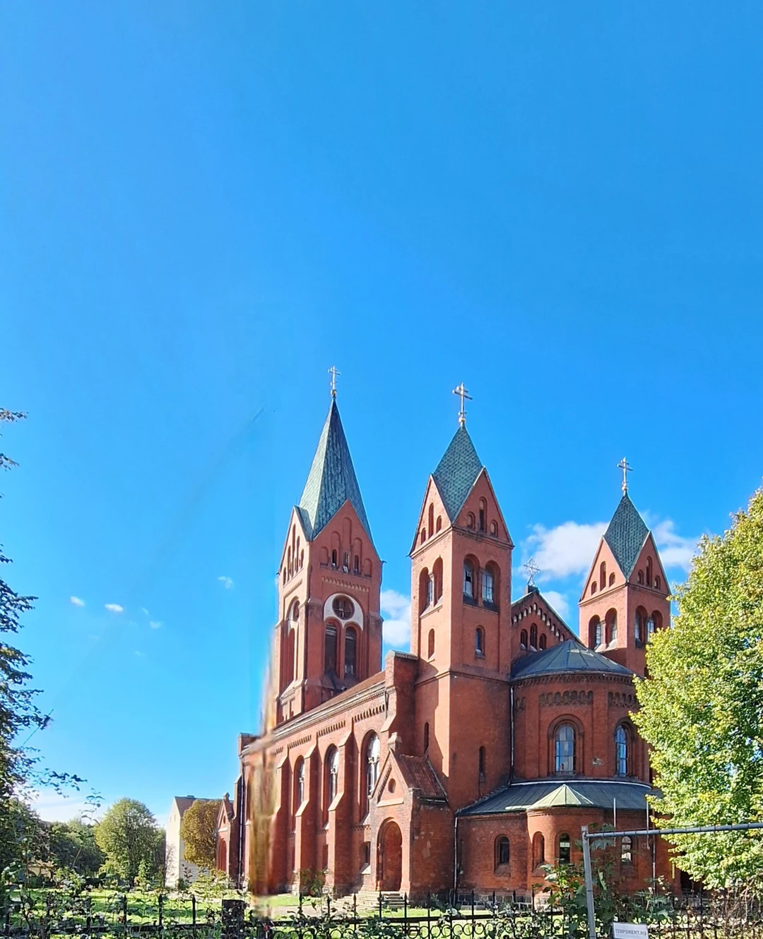 Экскурсию проводил Гид Максим. Мы даже не подозревали сколько интересного и какая богатая история может быть