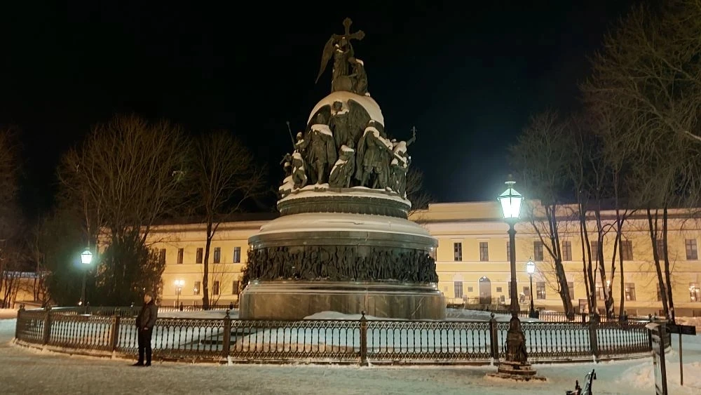 Замечательная экскурсия по основным локация Новгорода! Аркадий рассказывал с любовью о своём городе. Прошлись по моей