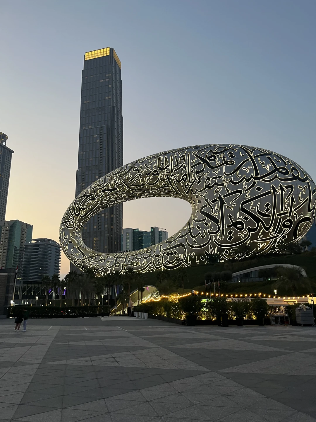 Хочу от всей души поблагодарить Бахтияра за прекрасную экскурсию! Он не только аккуратный и внимательный водитель