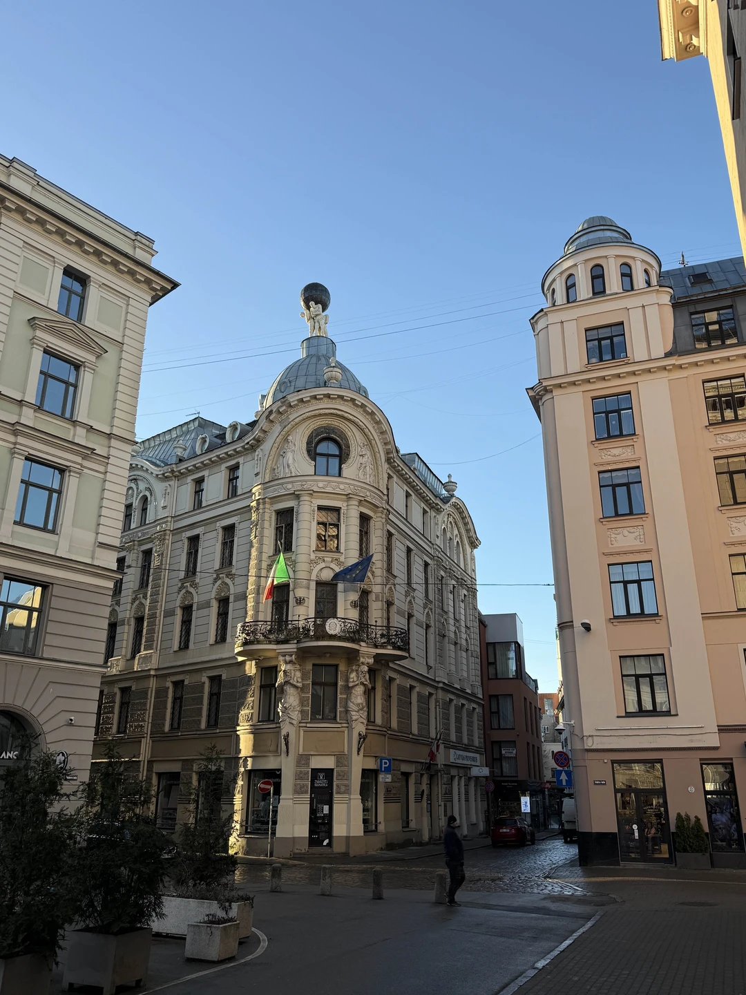 Экскурсия оставила самые тёплые впечатления! Наш гид Елена — настоящая энтузиастка своего дела, с любовью рассказывает