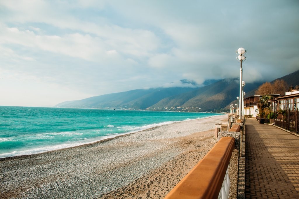 Все символы Абхазии + трансфер из Сочи - в индивидуальном формате