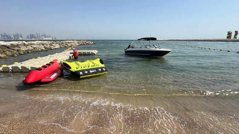 Катание на банане в Дохе