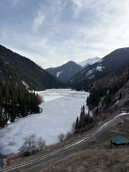 Очень понравился формат мини-группы: спокойно, без толпы, все успевают посмотреть, пофотографировать и задать вопросы. Гид рассказывал
