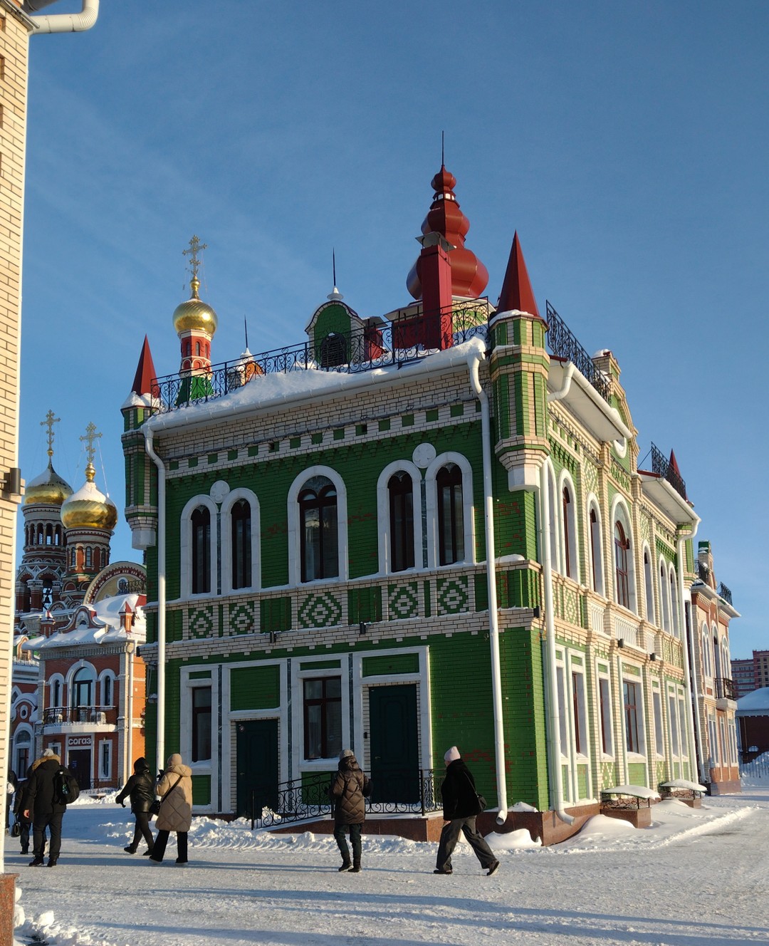 Во-первых, огромное спасибо организаторам за то, что приняли во внимание мои пожелания именно гида Рустема! Я