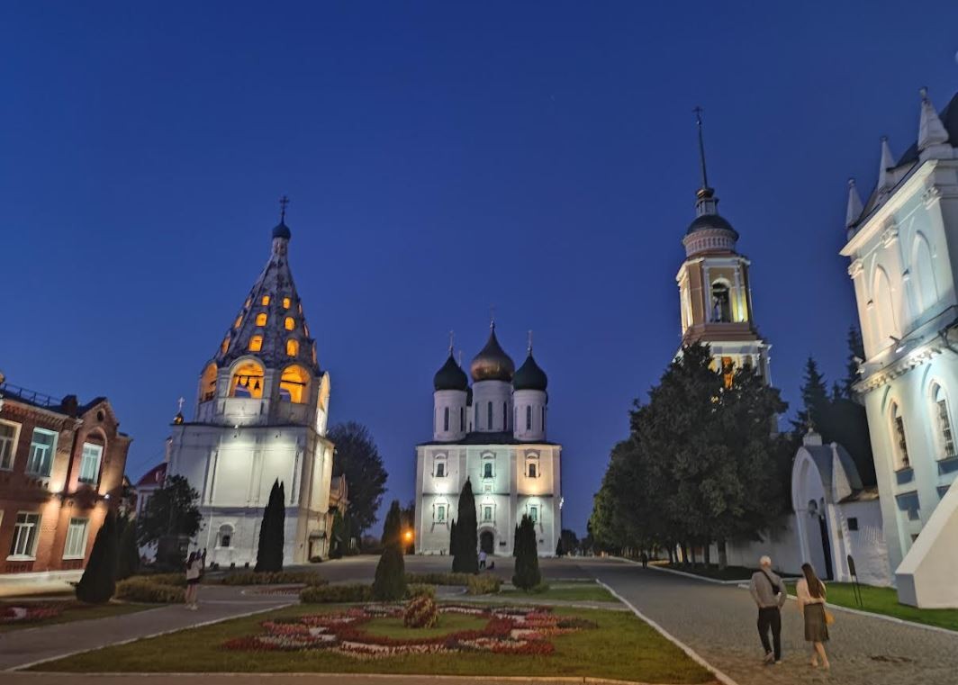 Коломенский кремль под покровом ночи (Ольга)