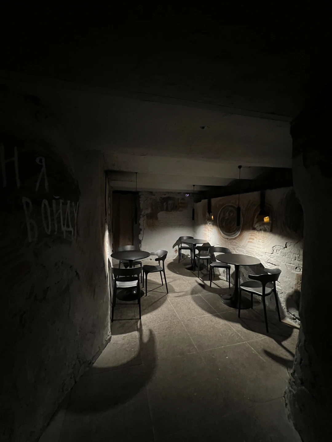 Отличный маршрут! Столько интересных мест удалось увидеть, попали в закрытые от посторонних места. Информация не банальная,