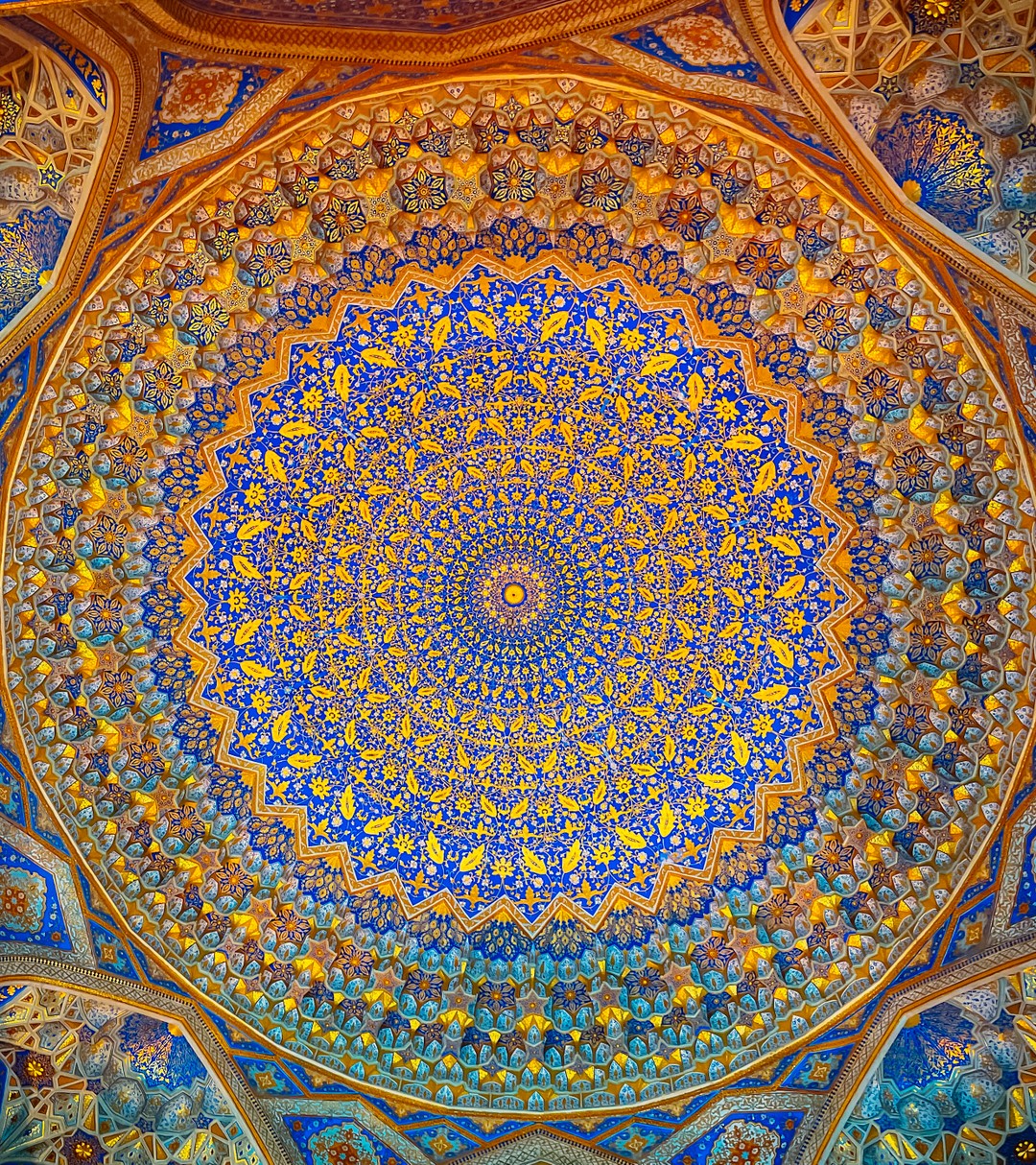 Ездили с сыном (4года) на данную экскурсию, остались в полном восторге, замечательный комфортный трансфер, потрясающая подача