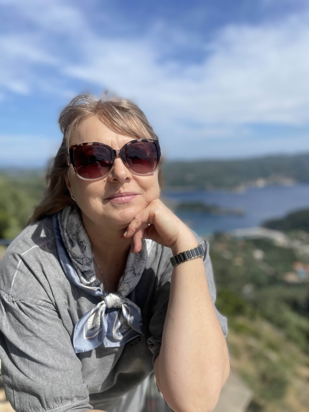Привет! Хочу сказать прекрасные слова о моем гиде -@around_Corfu_guide