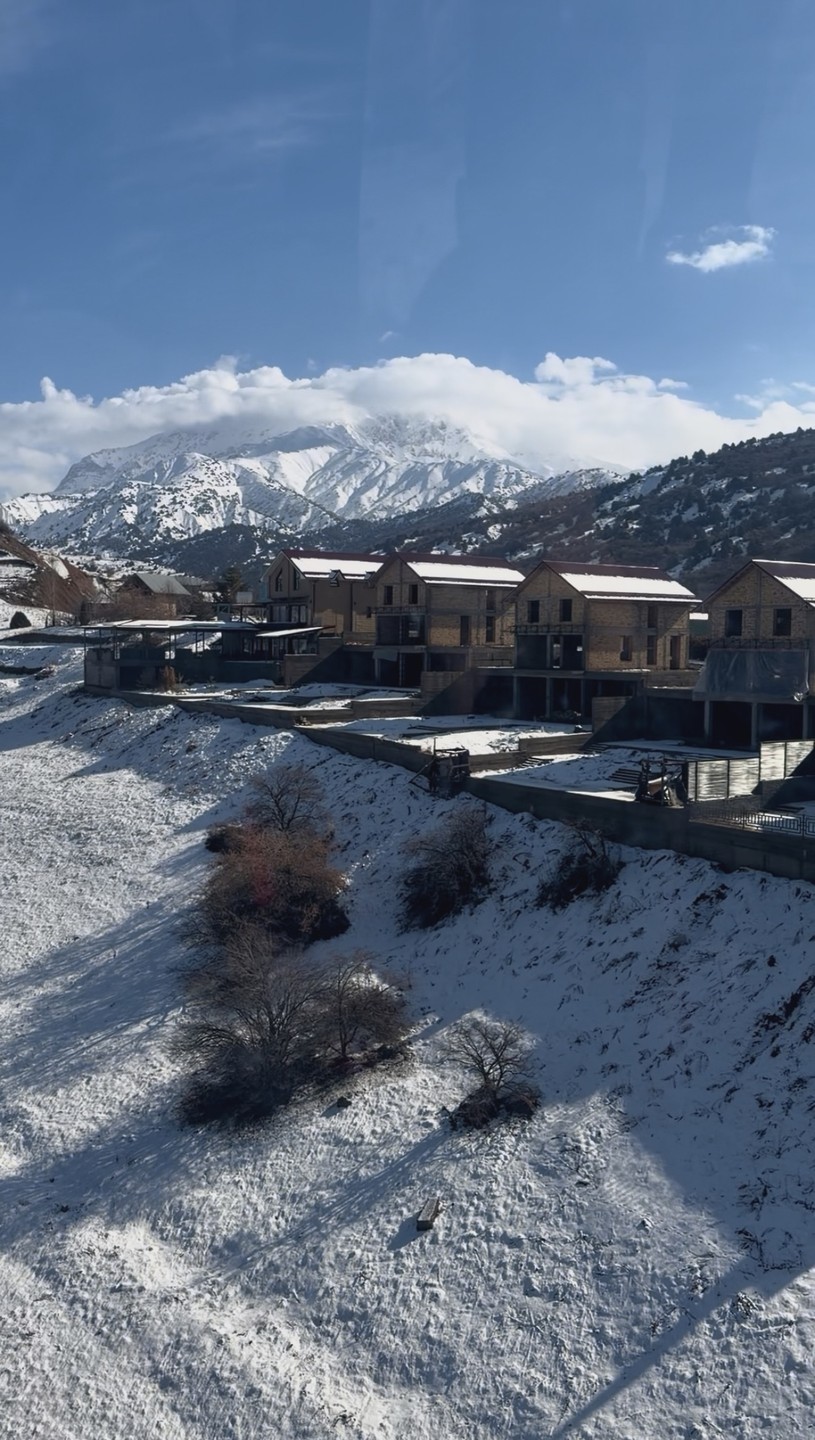 На электромобиле к тянь-шаньским горам - из Ташкента (Татьяна)