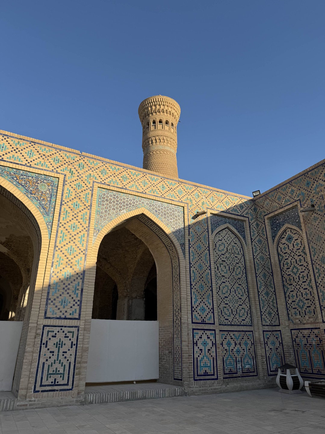 Хорошая, добрая, познавательная экскурсия по Бухаре