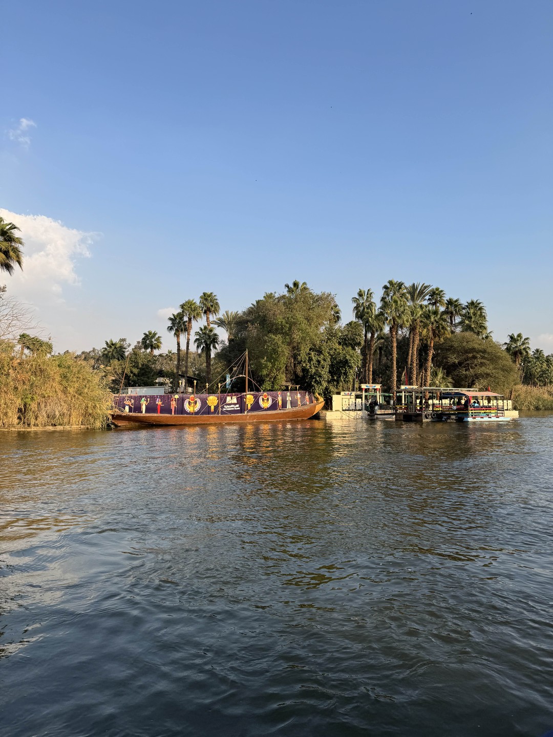 Потрясающая экскурсия и замечательным гидом Ёсри. Очень живо и интересно преподносит информацию. Было интересно безумно. Особенно