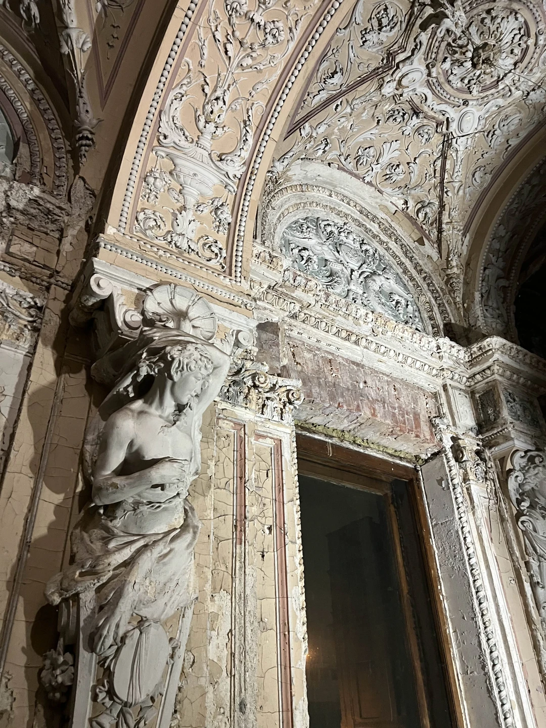 Замечательная экскурсия! Спасибо за возможность посетить особняк