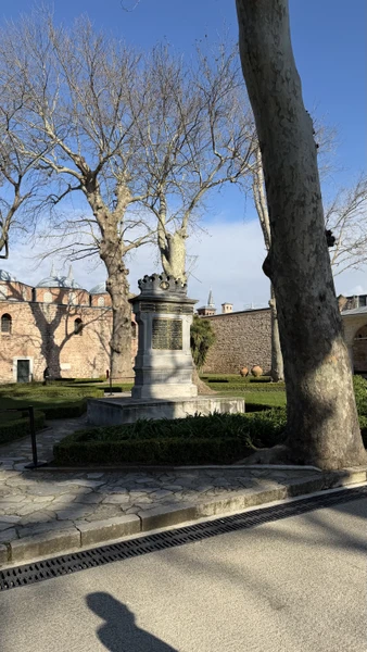 Могу смело рекомендовать данную экскурсию! гидом у нас был Рушен - отлично погрузил нас в историю