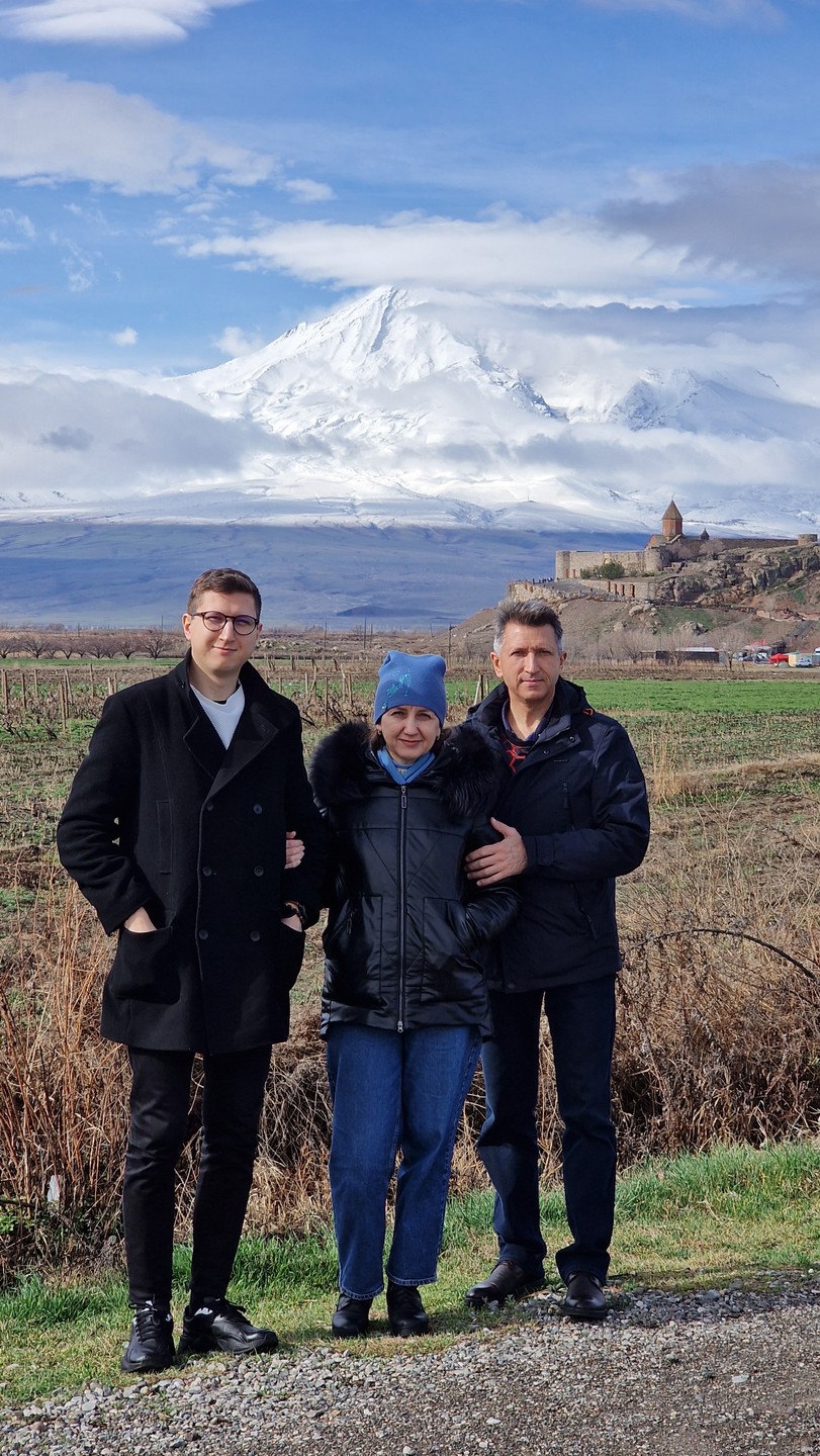 В страну древних святынь и гордых вершин: тур по Армении с дегустациями и мастер-классом