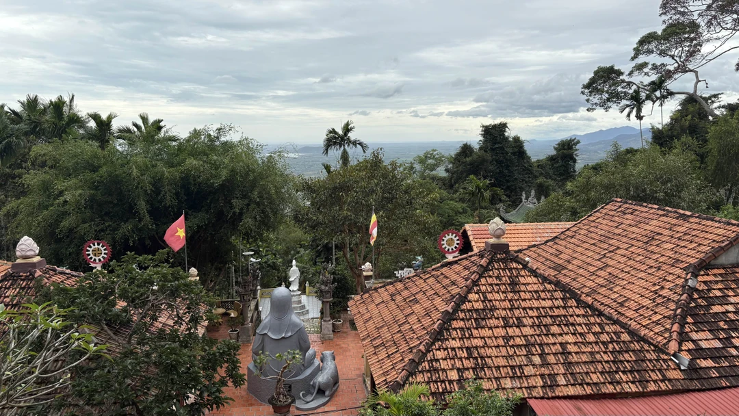 Михаил, спасибо большое за замечательную экскурсию! Время, проведенное с вами, пролетело словно в минуты теплого общения