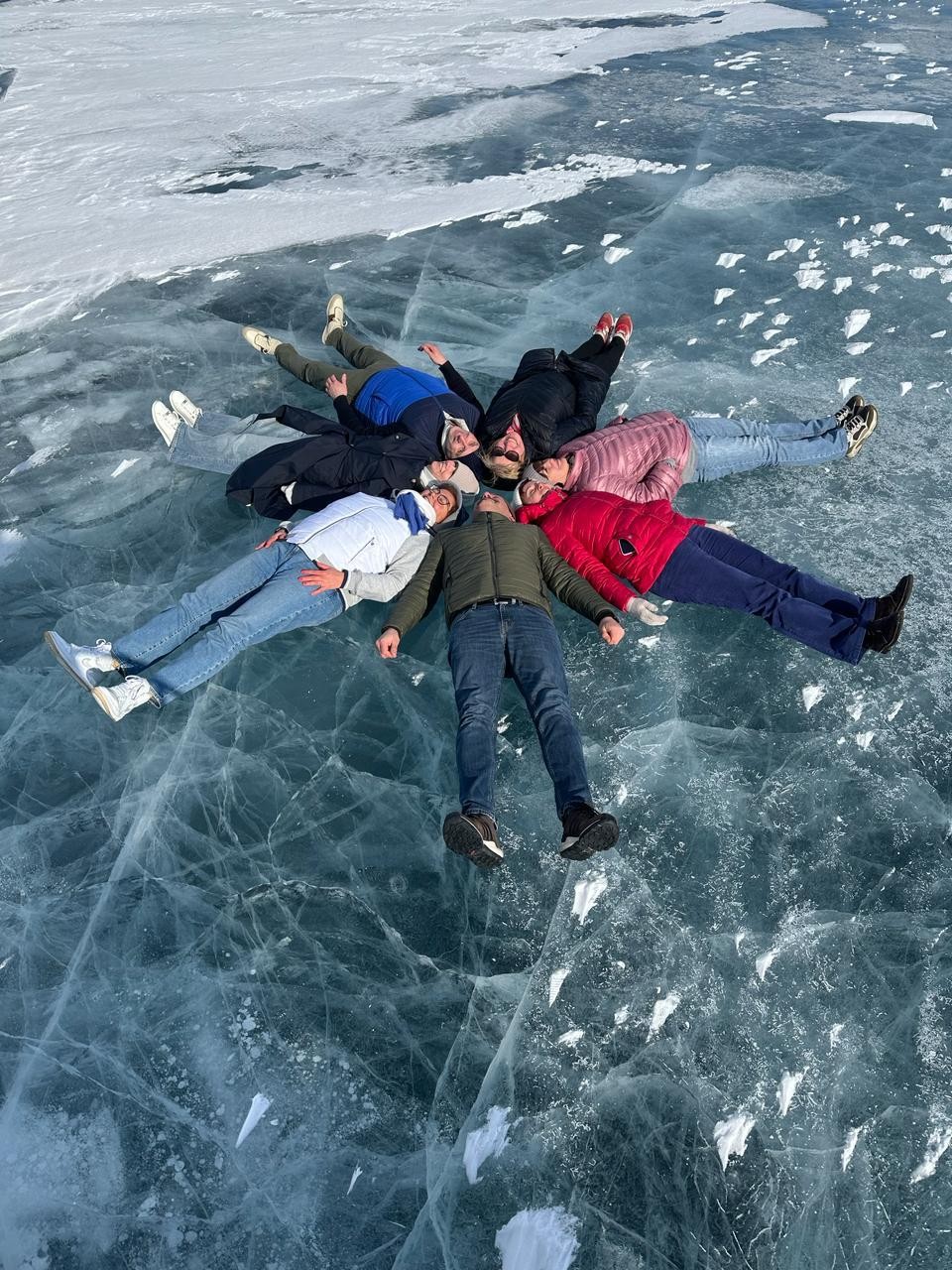 Гид Александр - гениальный. Очень умный, очень начитанный, очень образованный. Для себя я его прозвала "ходячая