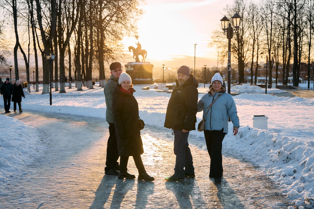 Спасибо Константину за лёгкую и яркую прогулку по городу. Т к экскурсию плотную по знаниям мы