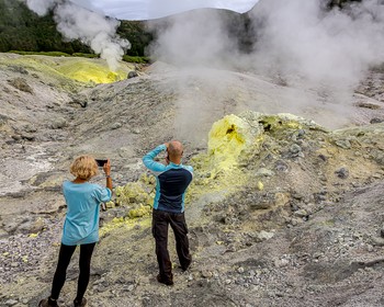 Вулкан Менделеева