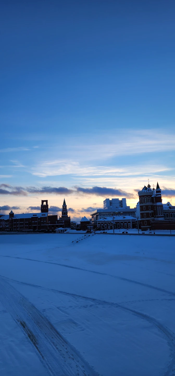 Нашим гидом была Мария и сделала наше недолгое пребывание в Йошкар-Оле очень комфортным и безумно красивым🤗