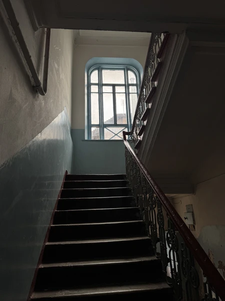 Надежда такой гид, с которым не хочется расставаться)) Нас очень увлек ее рассказ, видно, что человек