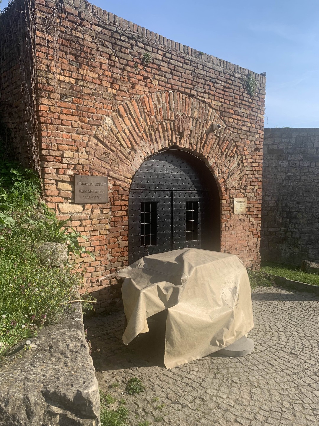 Очень душевная прогулка по историческому центру Белграда! Гид грамотно и с большой любовью рассказывала нам о