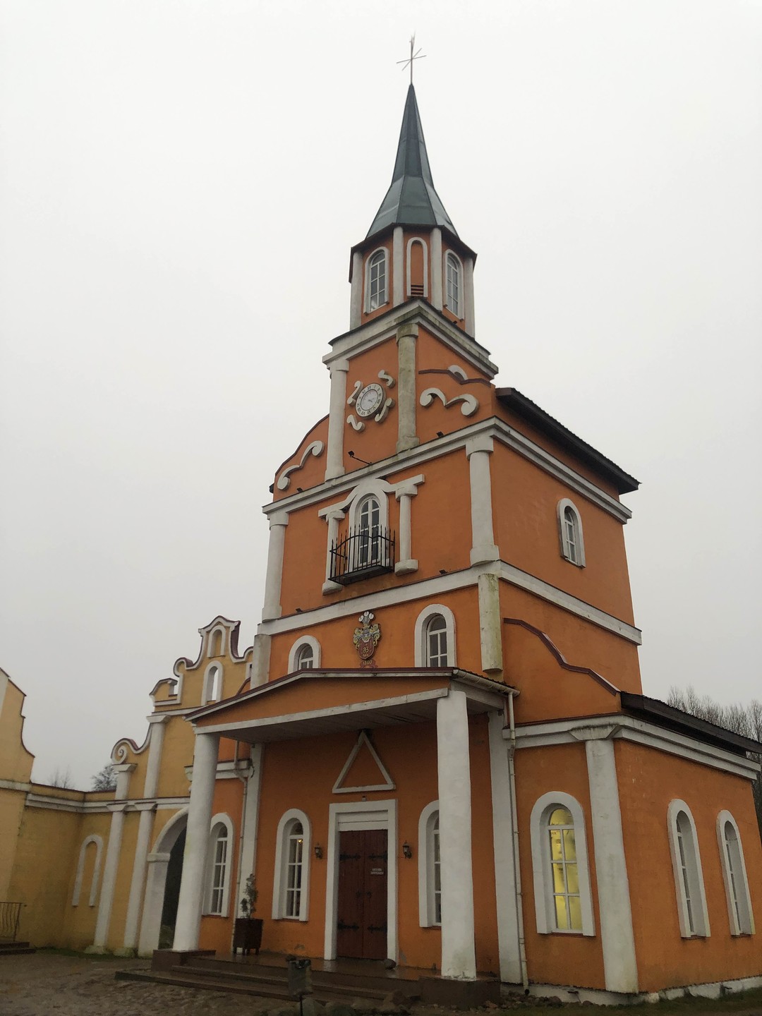 Чудесный водитель - Владимир! Отлично проинформировал по тому, как проходит экскурсия в Суле! Все подсказал, помог