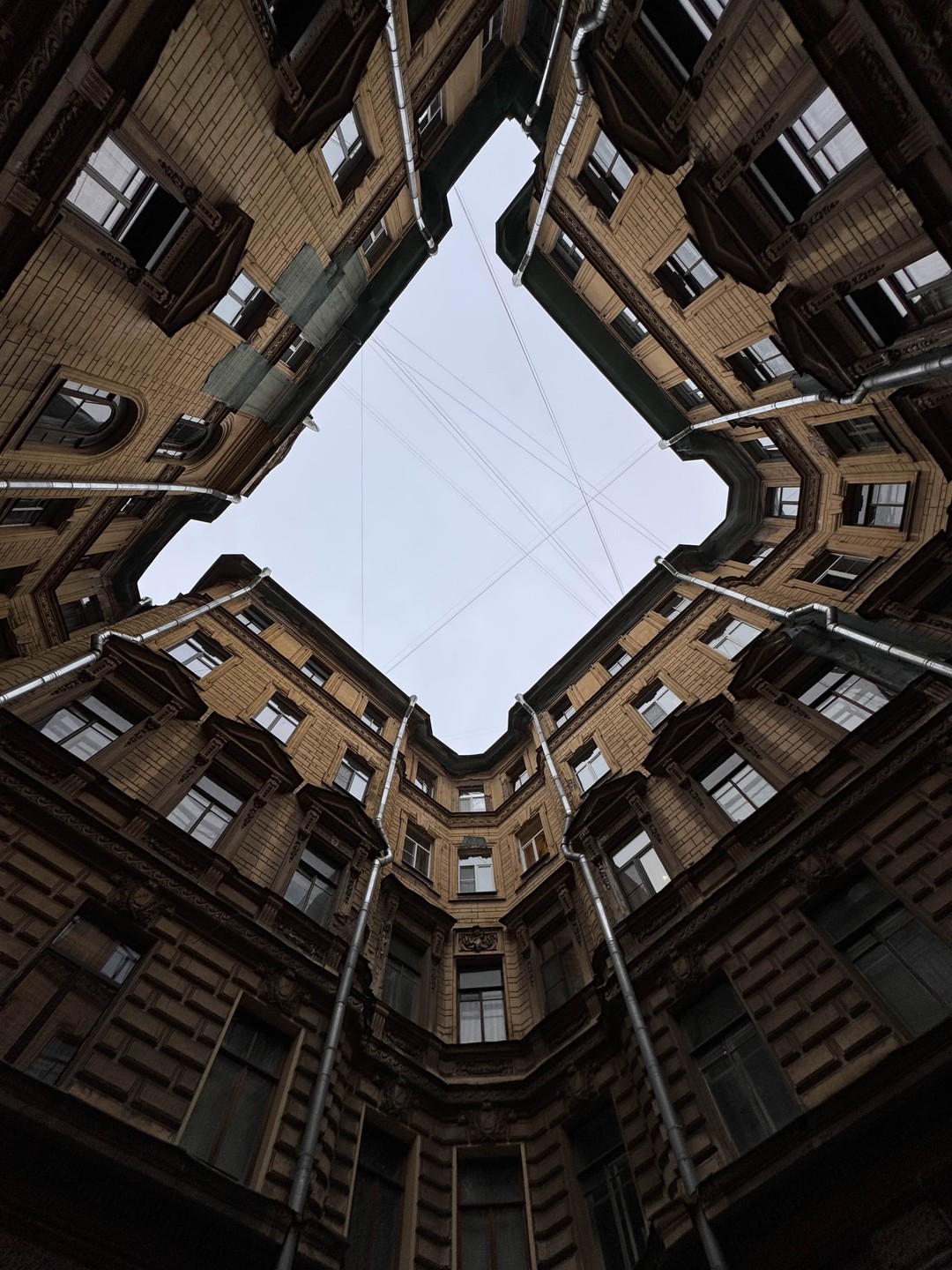 Во-первых отдельное спасибо за наушники! Я могла остановиться, сделать фотографии и при это быть в курсе